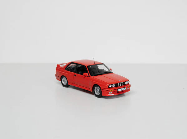 BMW M3 E30 1987 Miniature