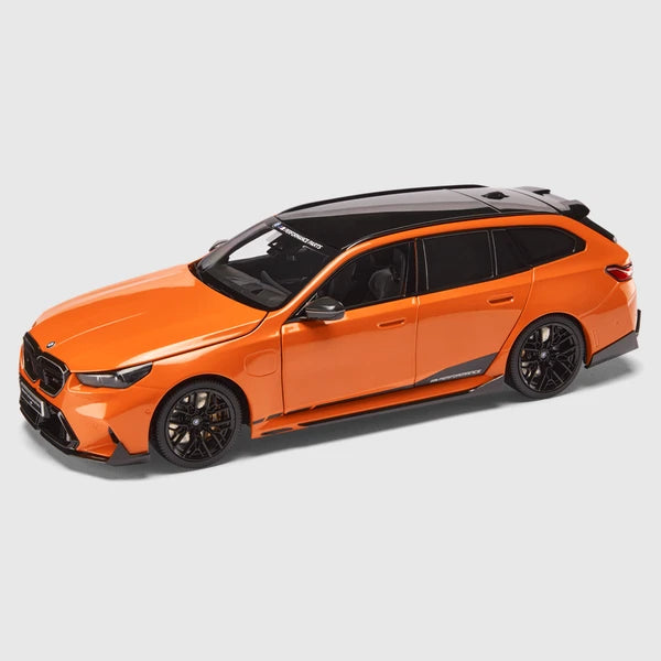 BMW MINIATURE M5 TOUR. PERF. PARTS, 1:18