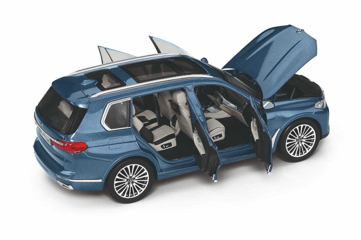 BMW X7 Miniature 1:18